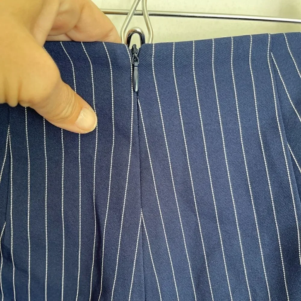 3/$25 SUPERDOWN High Waist Striped Navy Blue Shorts.Size S